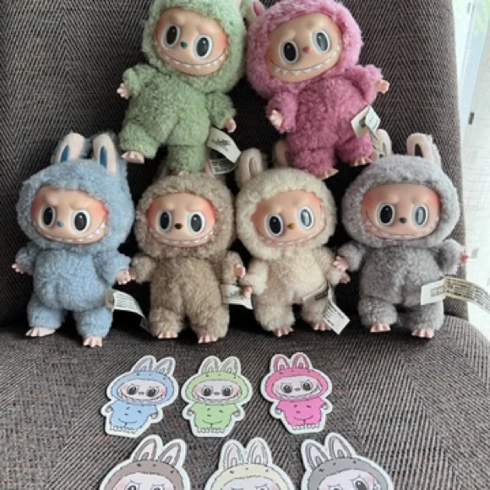 Macaron Labubu plush pendent